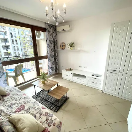 Destination Bulgaria 2000 Cascadas Private Summer Family Apartament *
