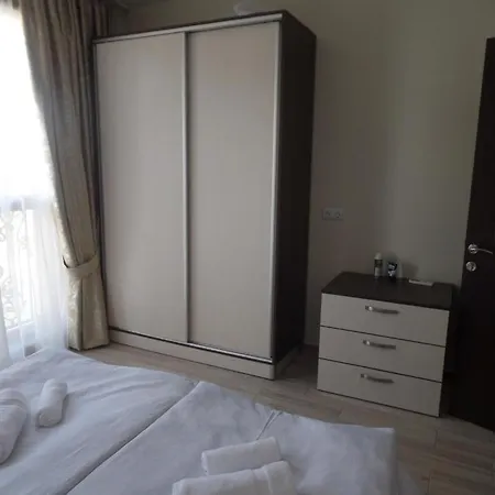 Destination Bulgaria 2000 Cascadas Private Summer Family Apartament Słoneczny Brzeg