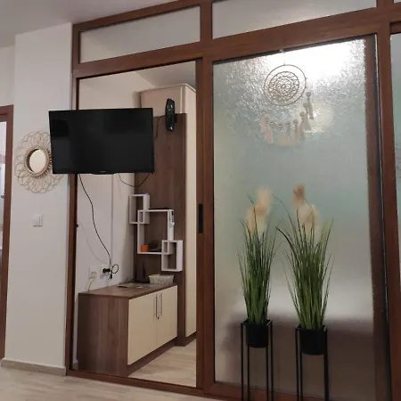 Destination Bulgaria 2000 Cascadas Private Summer Family Apartman
