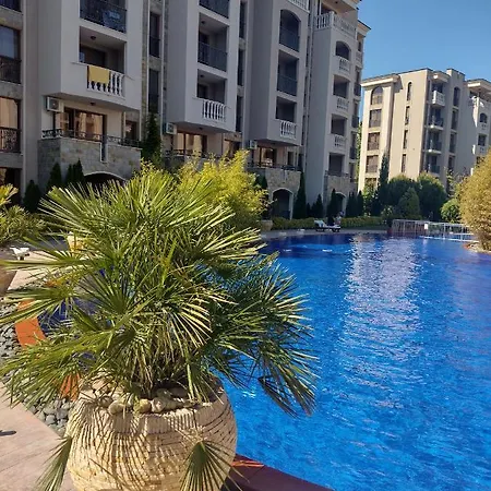 Destination Bulgaria 2000 Cascadas Private Summer Family * Napospart
