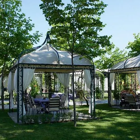 Destination Bulgaria 2000 Cascadas Private Summer Family Apartament *